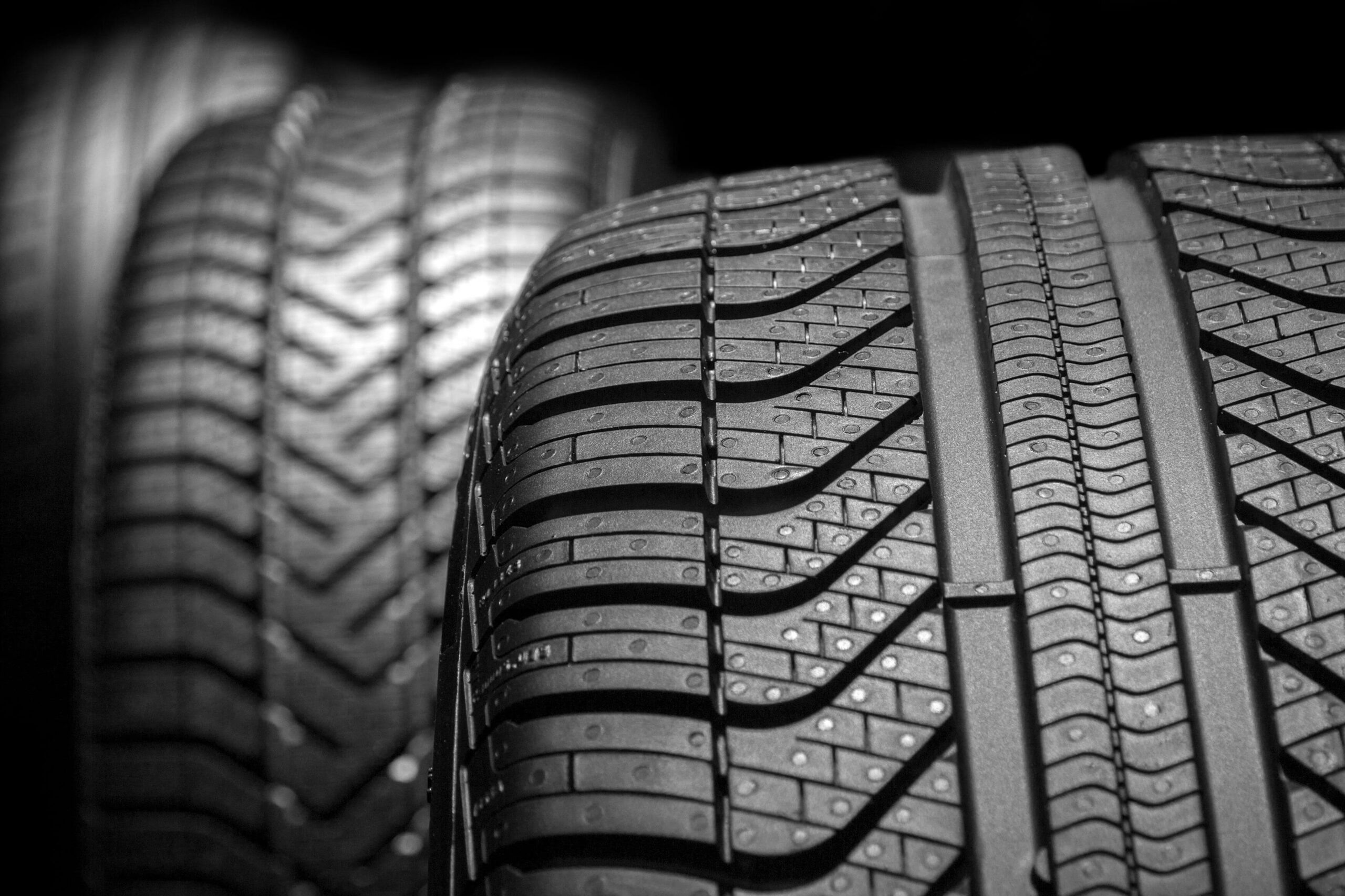 Best Practices for Timely Tyre Replacement- Knowing When It’s Time to Change Your Tyres